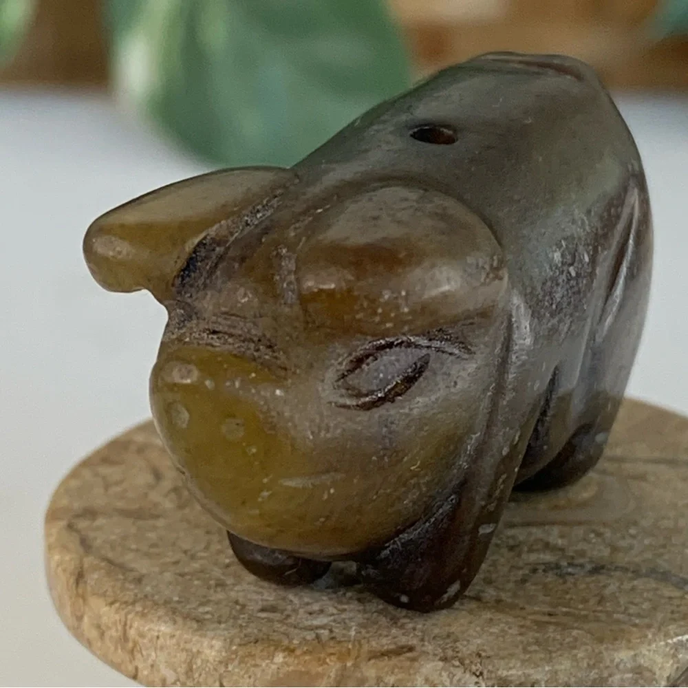 Vintage Chinese Zodiac Jade Pig Necklace Bead Hand Carved Animal Pendant 1.9